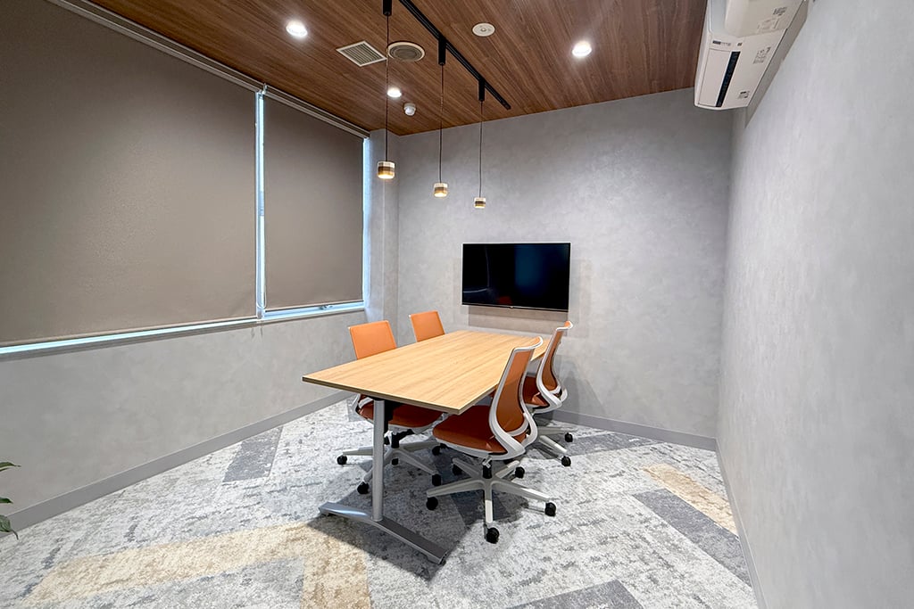 日本絨氈株式会社内観