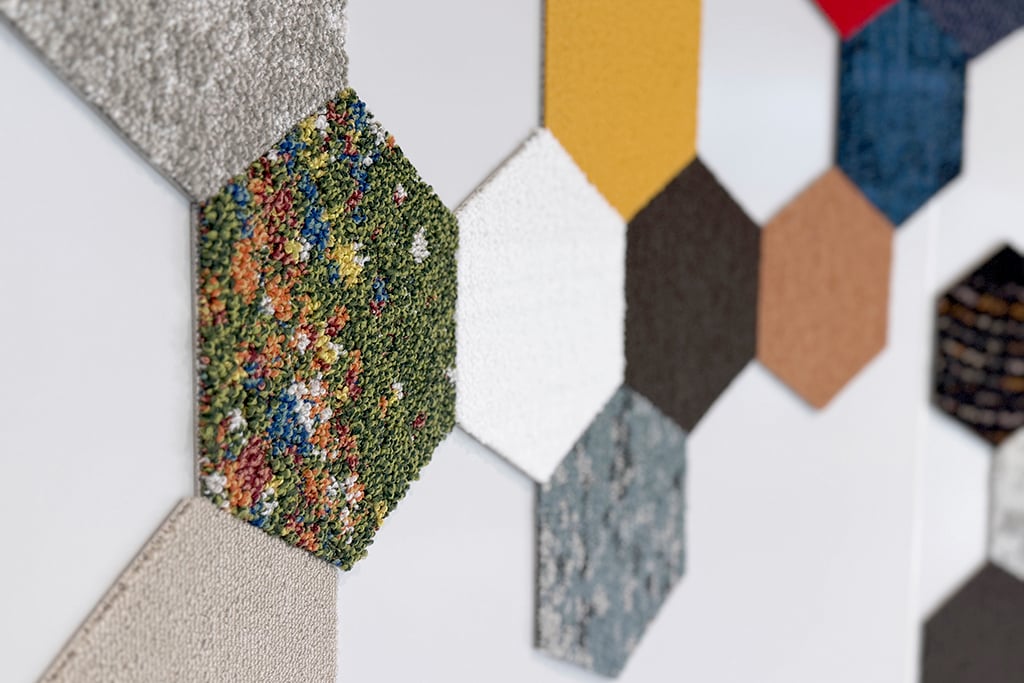 日本絨氈株式会社内観